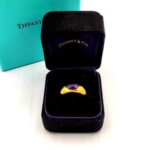 Tiffany & Co. Vintage Amethyst Ring - 18K Yellow Gold - Size 6.5